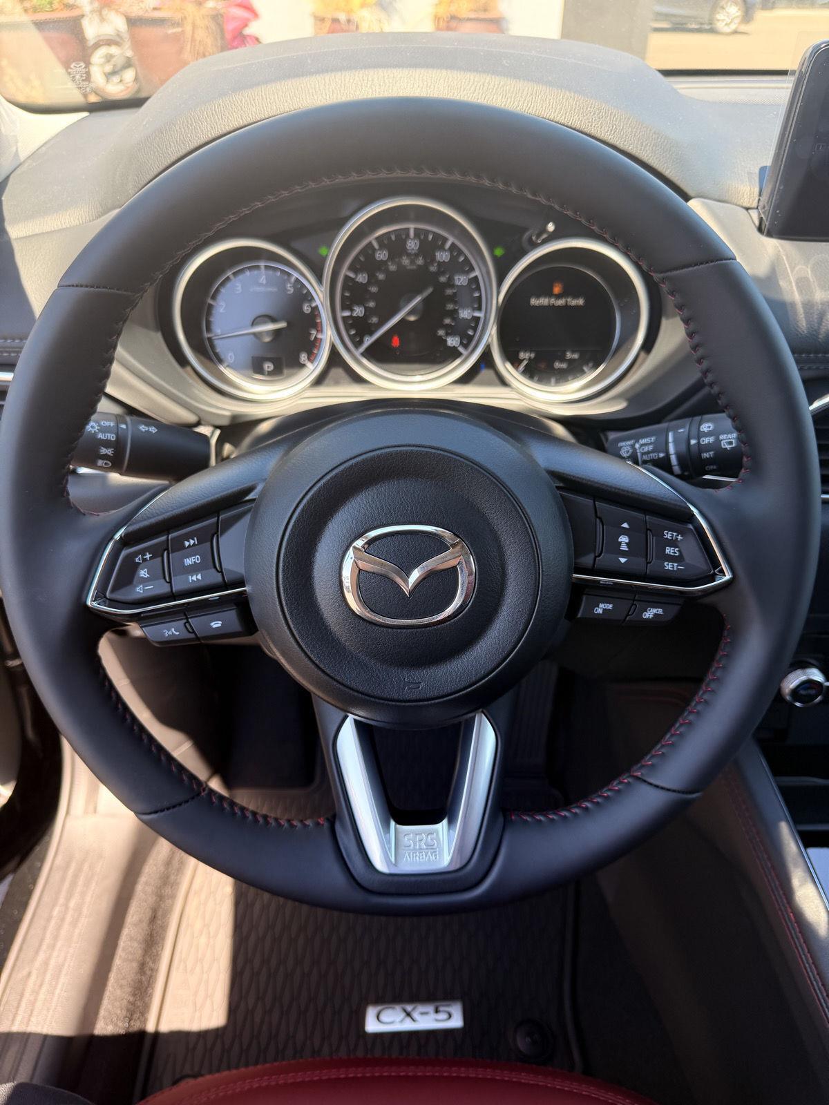 2025 Mazda CX-5 2.5 S Carbon photo 8