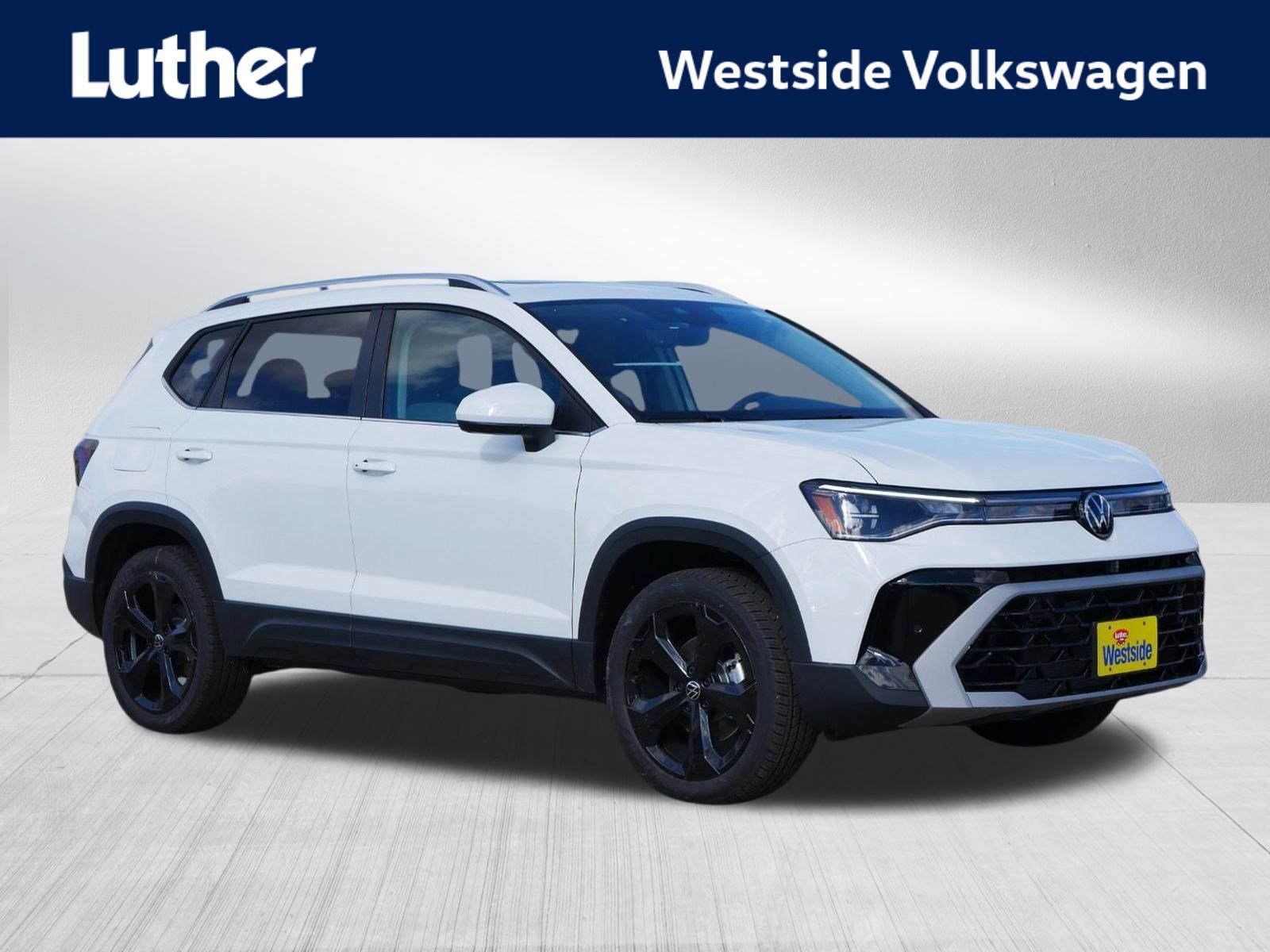 2025 Volkswagen Taos SEL's photo