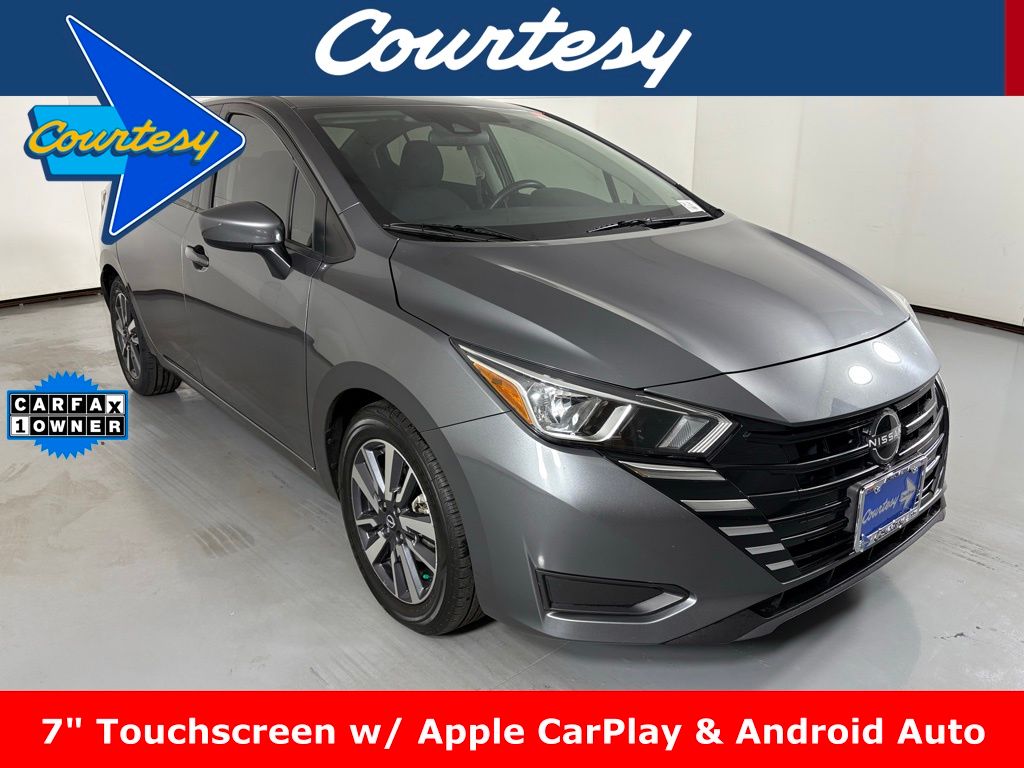 2023 Nissan Versa Sedan SV's photo