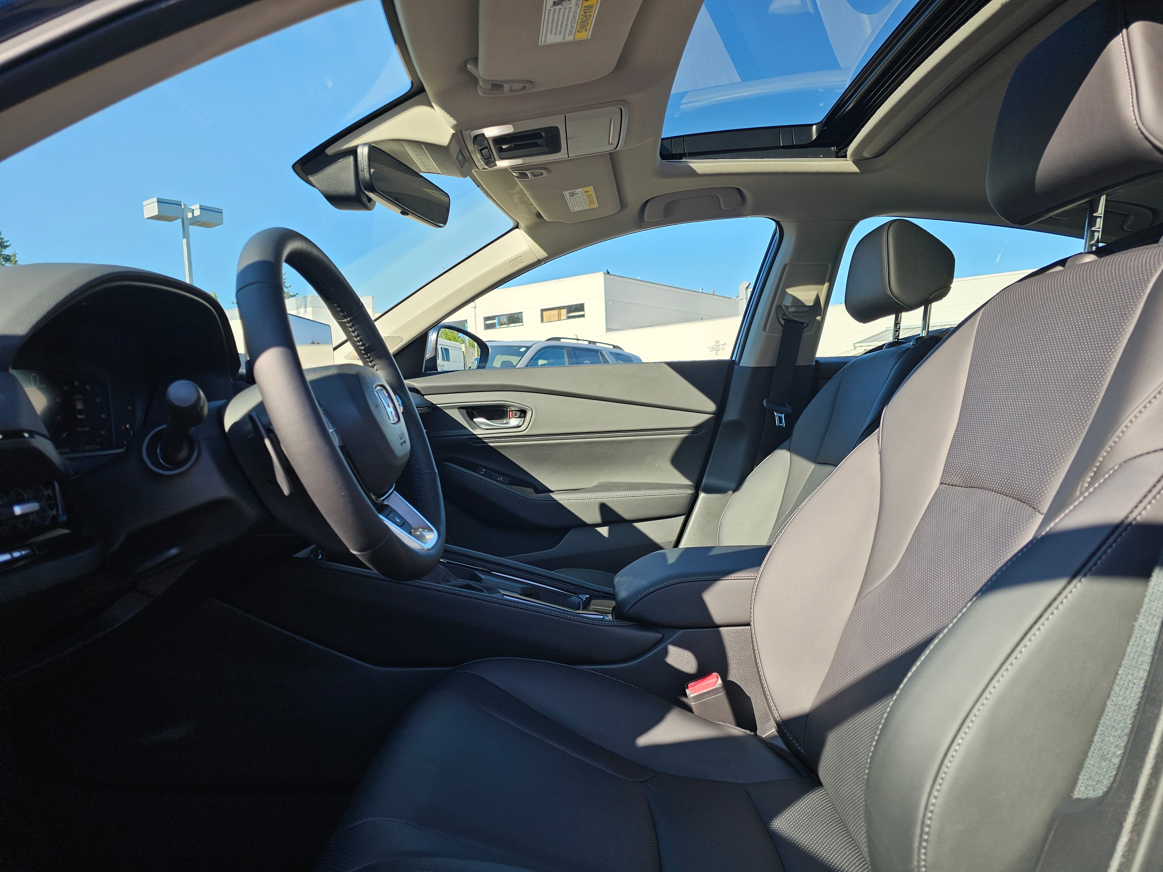 2025 Honda Accord Hybrid Touring photo 8
