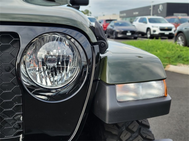 2022 Jeep Gladiator Willys photo 9