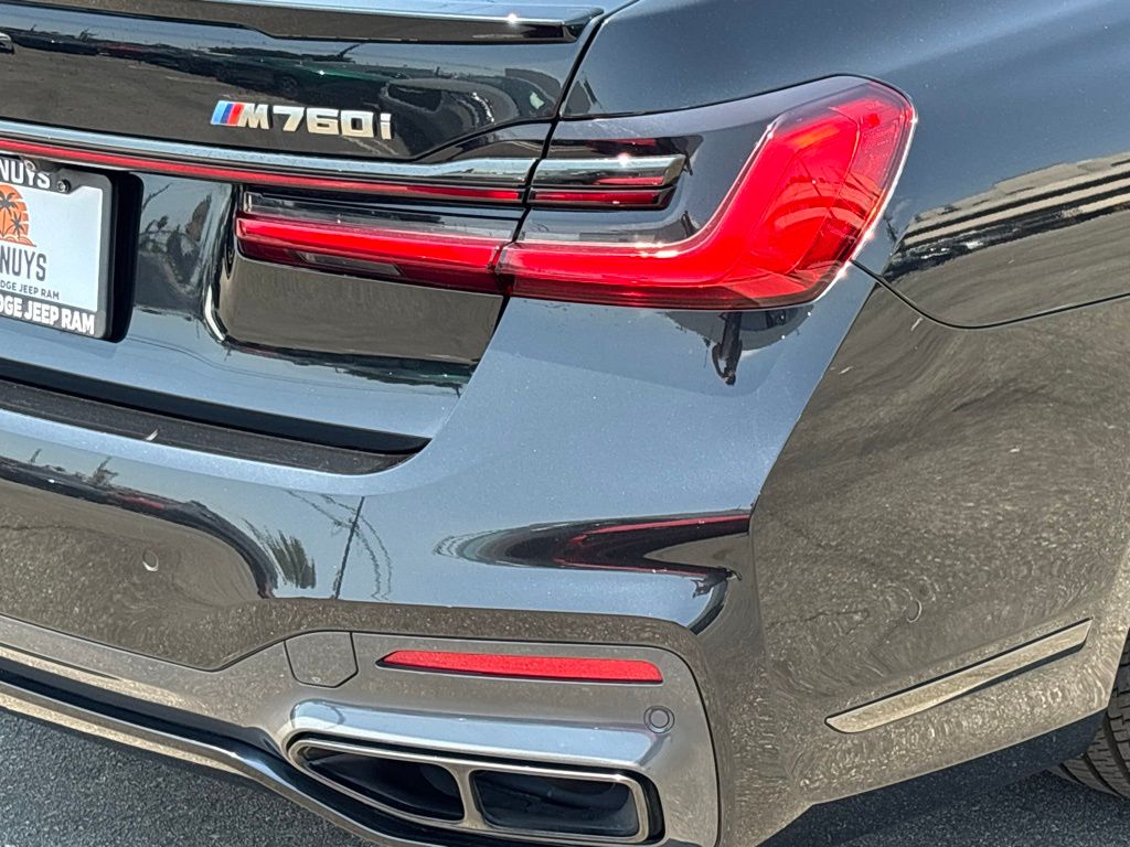 2022 Bmw M760i M760Li xDrive photo 4