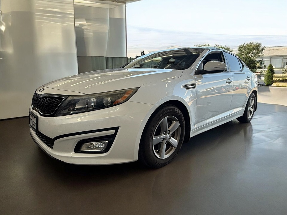 Used 2014 Kia Optima LX with VIN 5XXGM4A71EG308905 for sale in San Diego, CA