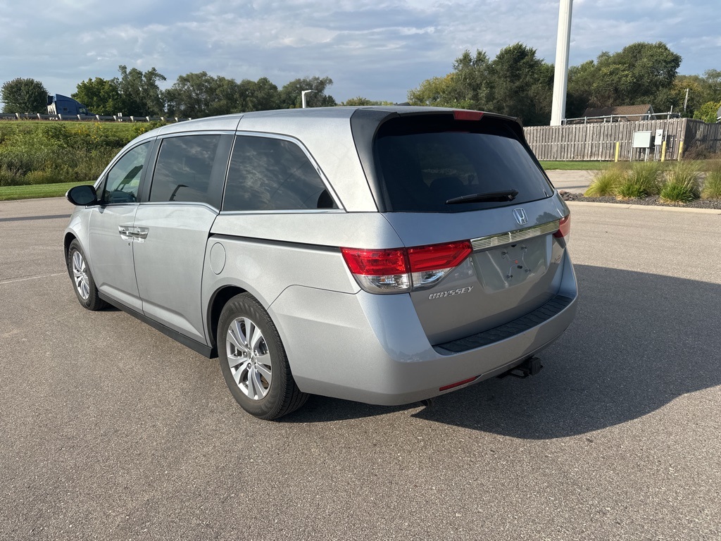 2016 Honda Odyssey EX photo 9