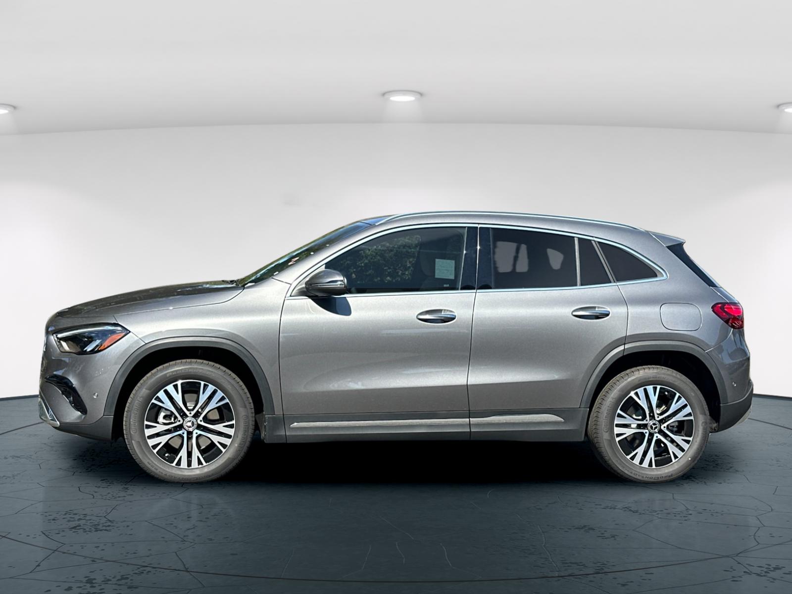 2026 Mercedes Benz GLA 250 photo 3
