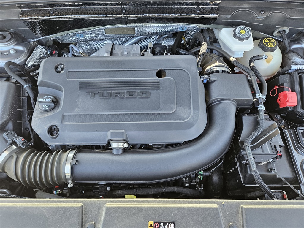 2022 Buick Envision Essence photo 25