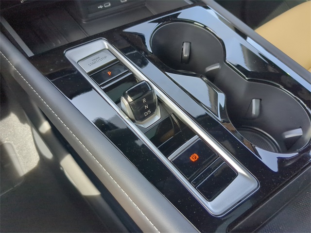 2025 Volkswagen Atlas Cross Sport SEL R-Line photo 26