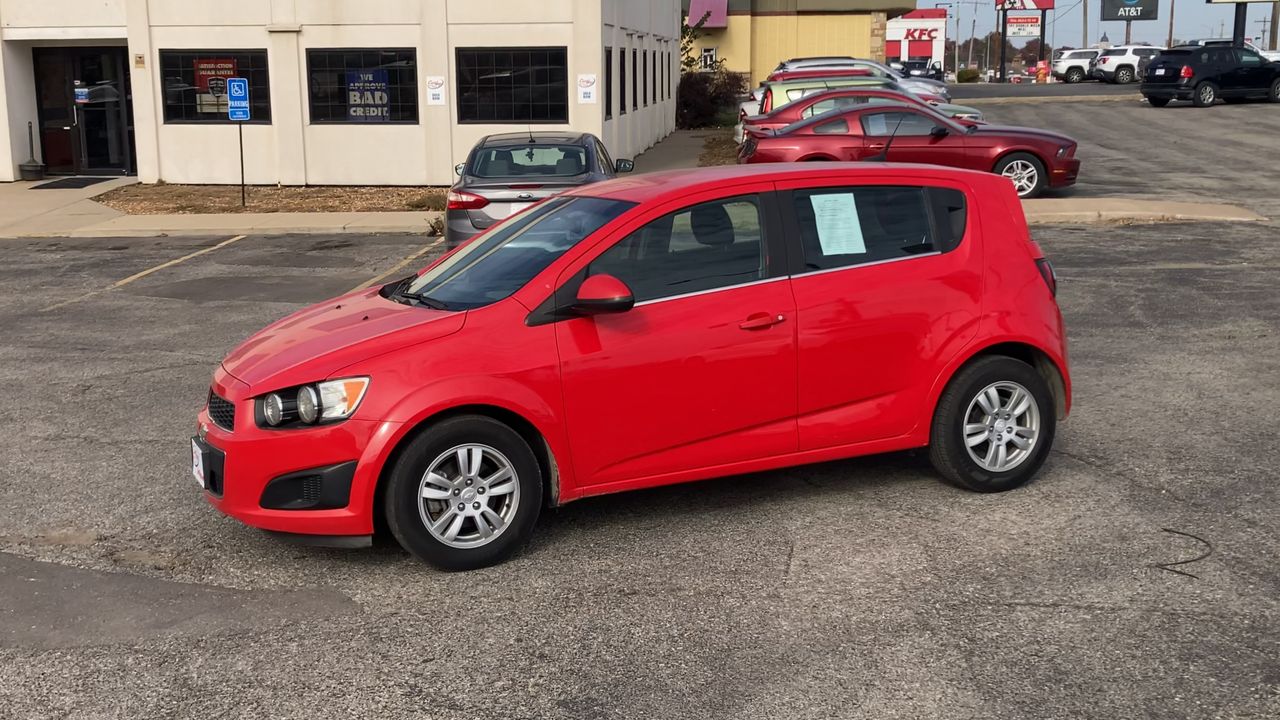 2014 Chevrolet Sonic LT photo 4