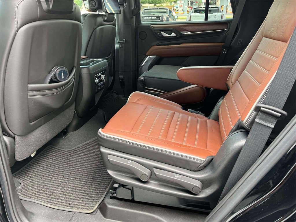 2023 Gmc Yukon Denali Ultimate photo 14