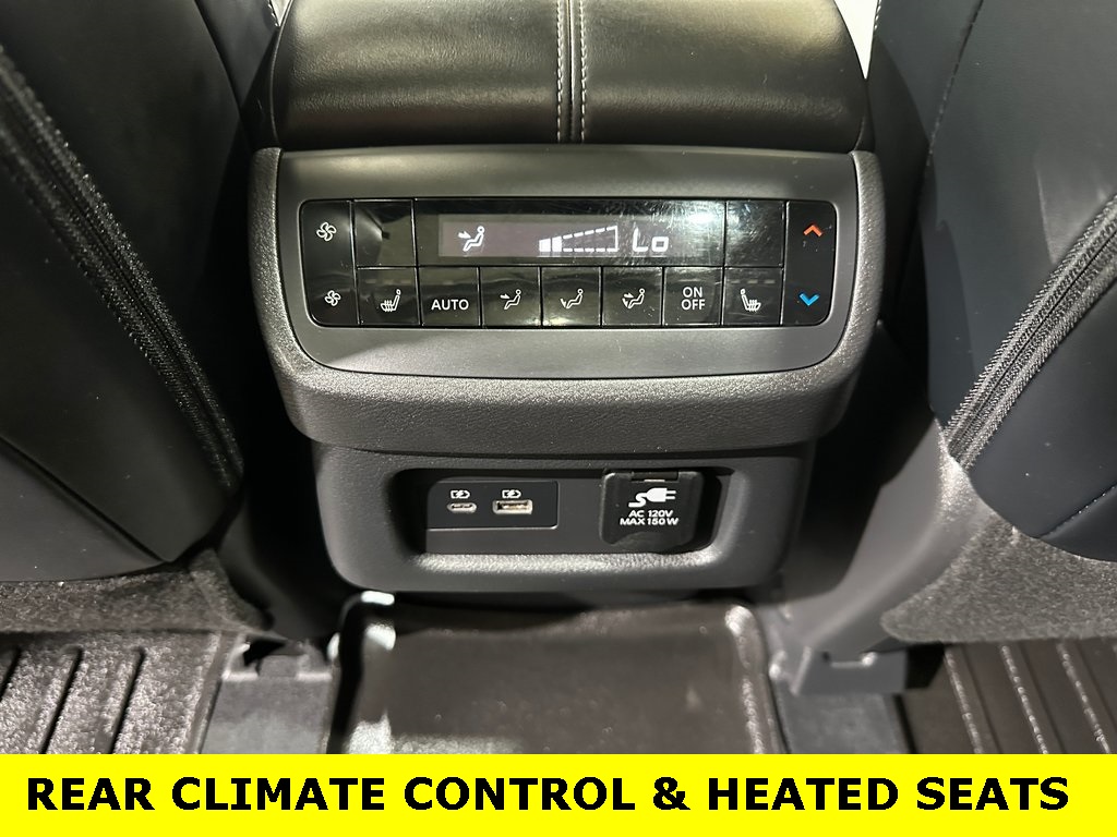 2023 Nissan Pathfinder Platinum photo 29