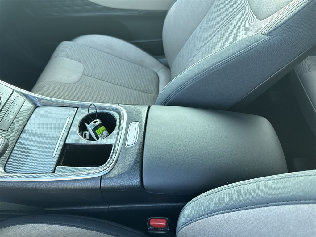 2022 Hyundai Santa Fe SEL photo 24
