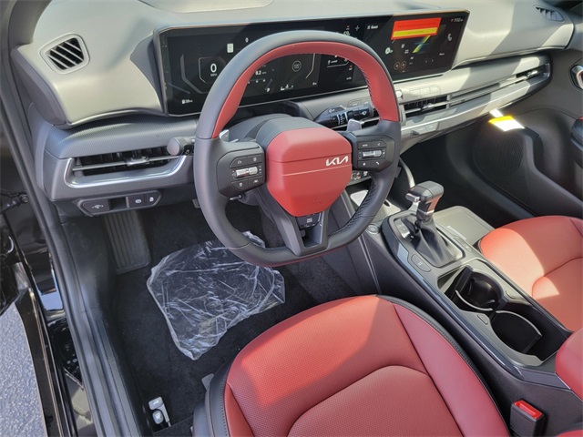 2025 Kia K4 GT-Line photo 10