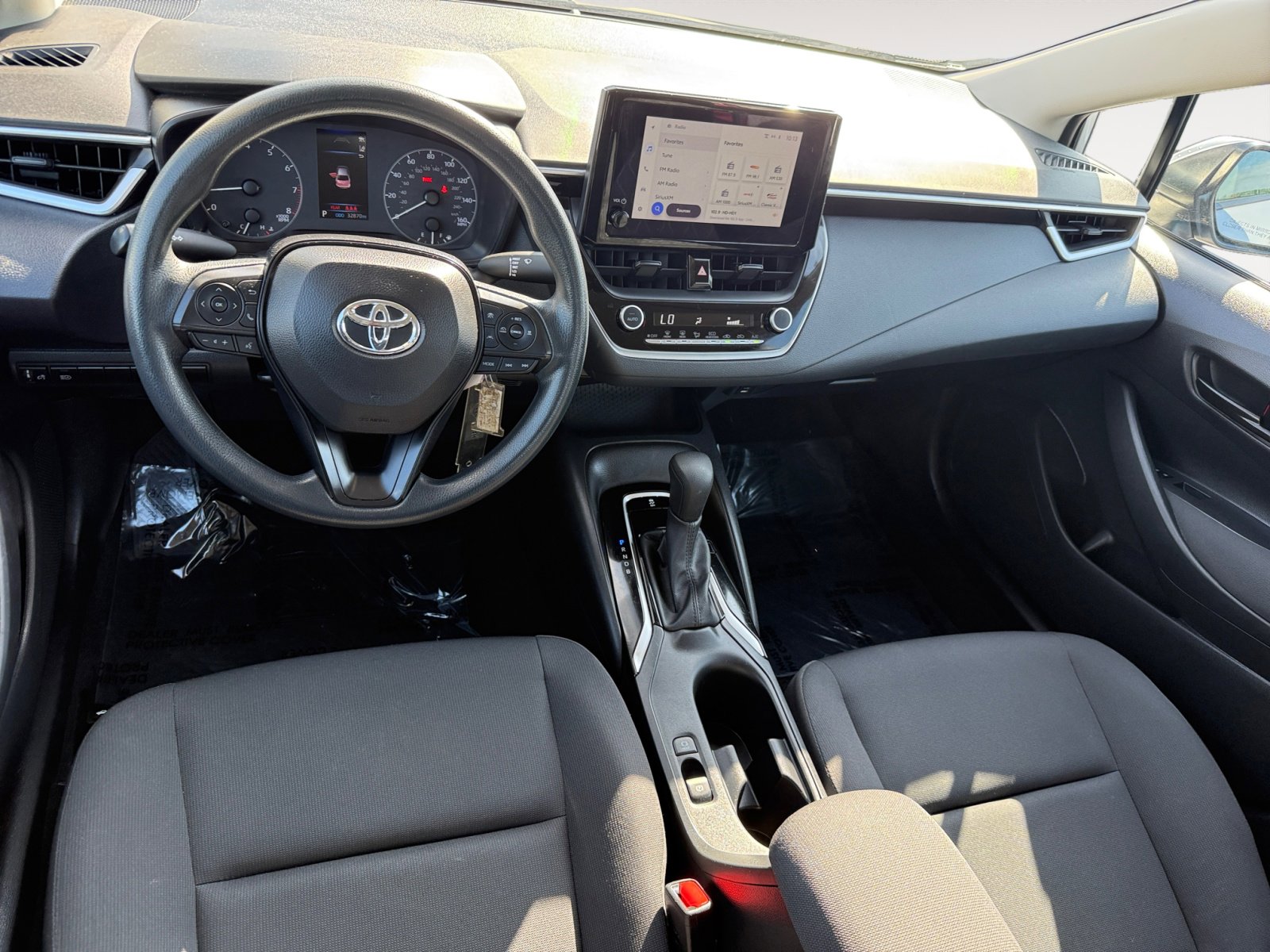 2024 Toyota Corolla LE photo 15