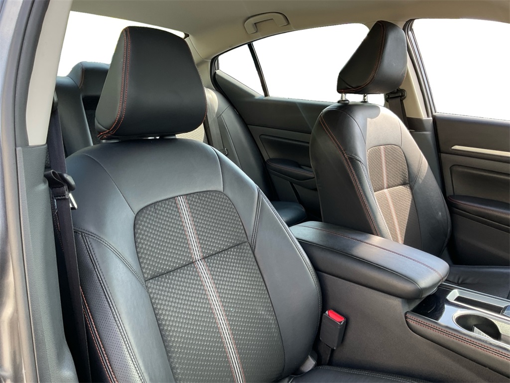 2024 Nissan Altima 2.5 SR photo 23