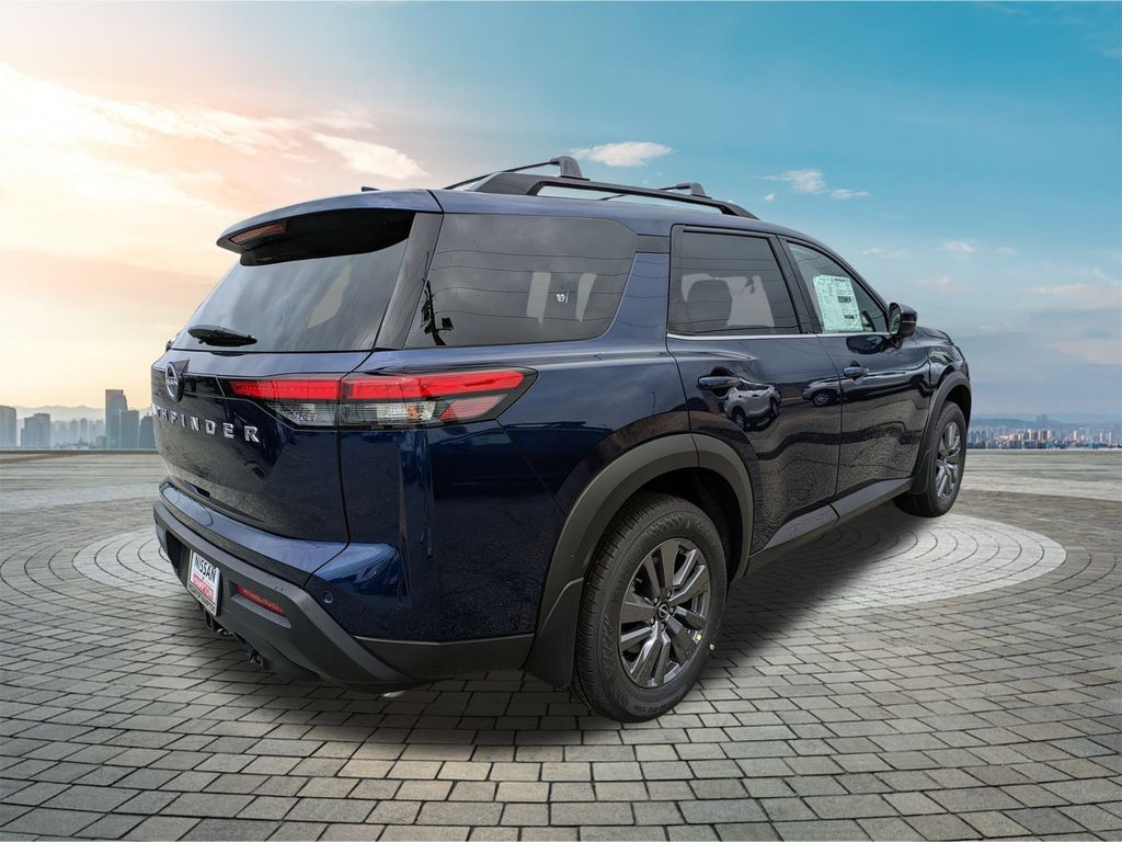 2025 Nissan Pathfinder SV photo 3