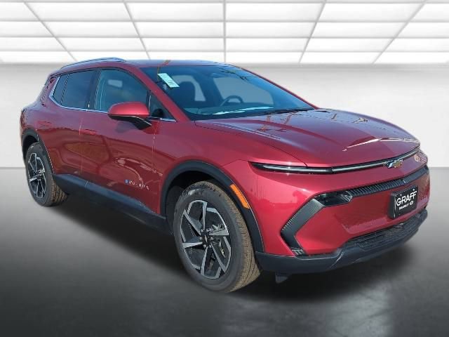 2026 Chevrolet Equinox EV 2LT's photo