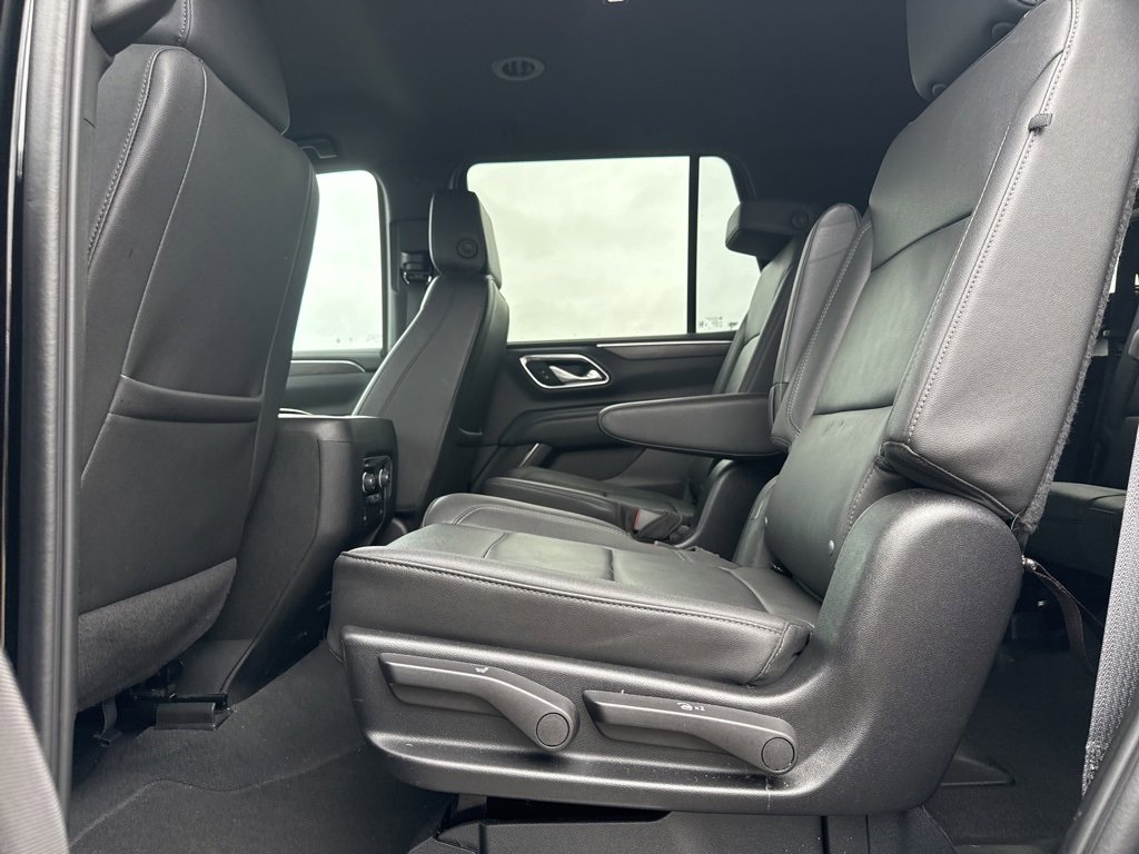 2024 Chevrolet Tahoe LT photo 3