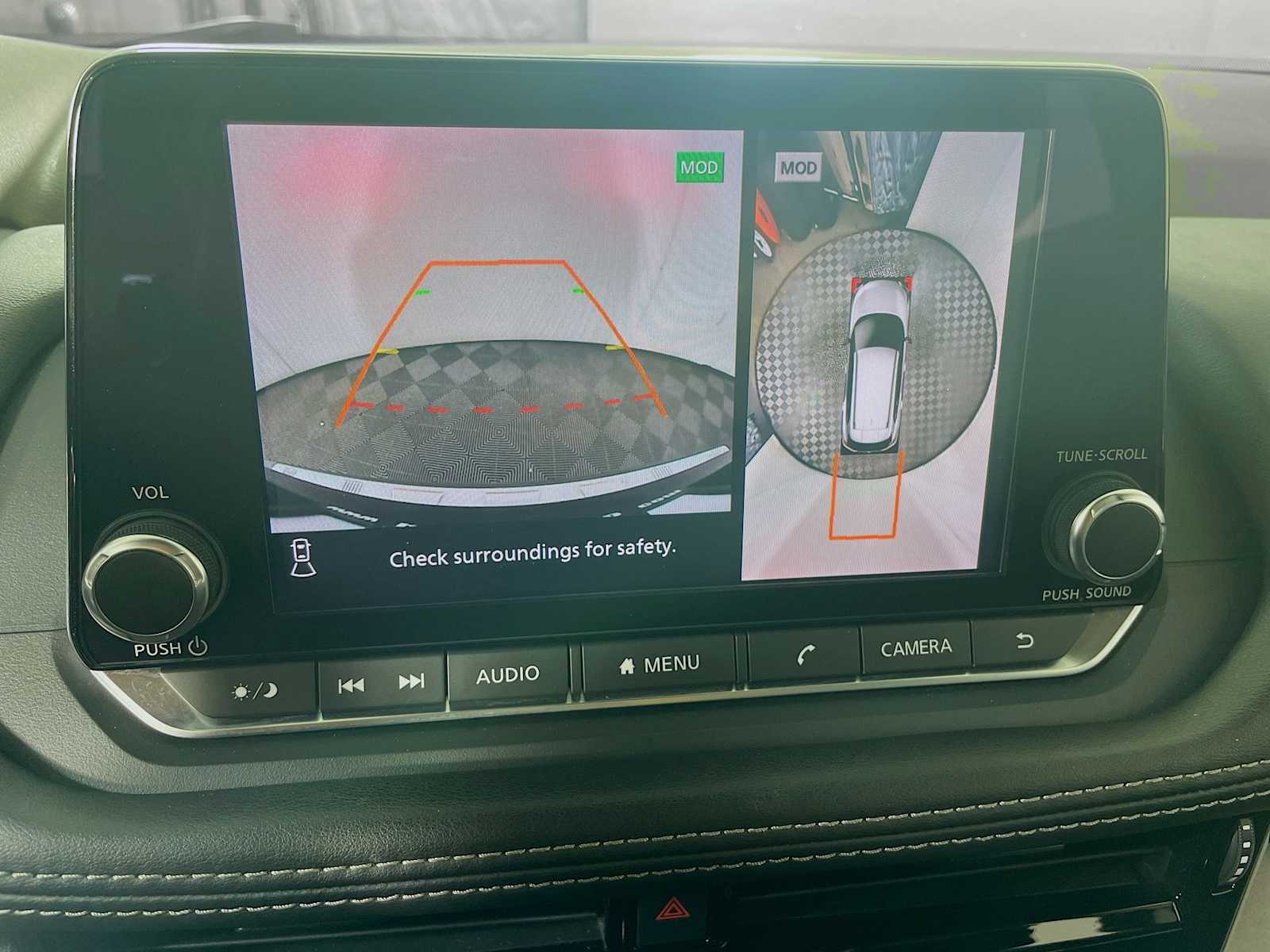 2021 Nissan Rogue SV photo 11