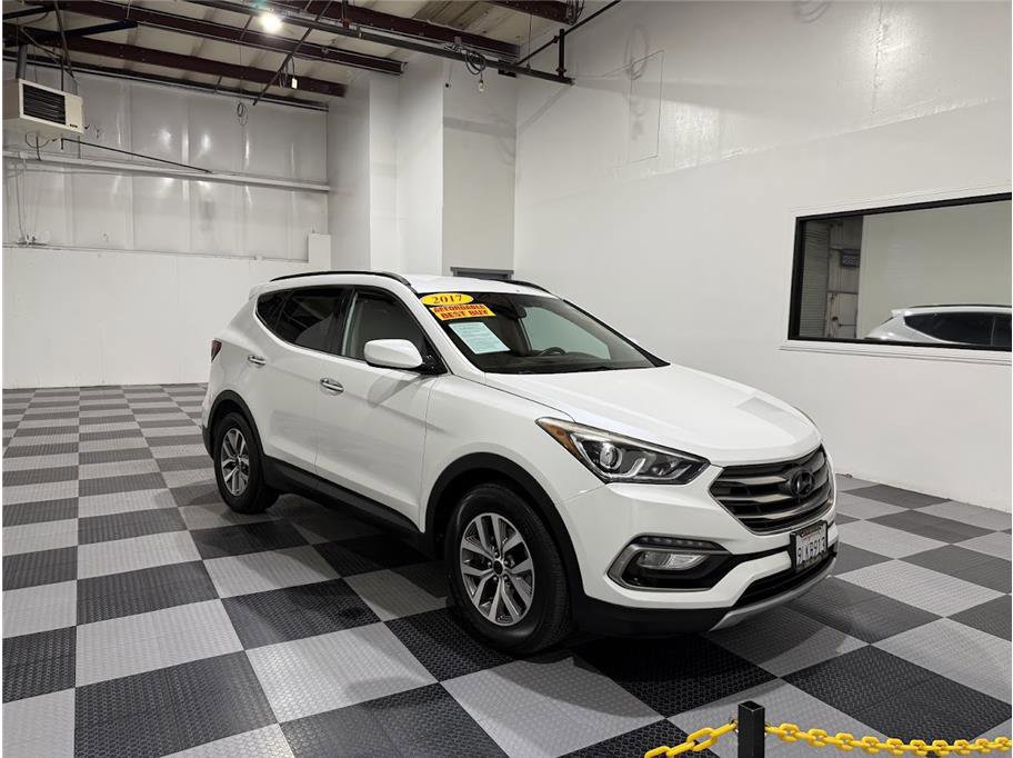 2017 Hyundai Santa Fe Sport photo 2