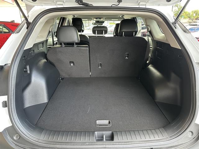 2025 Kia Sportage EX photo 21