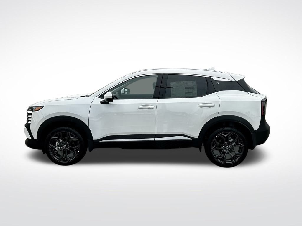 2025 Nissan Kicks SR photo 2