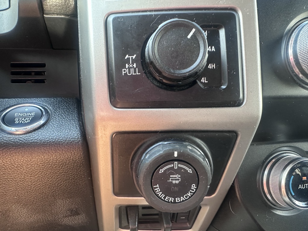 2020 Ford F-150 Lariat photo 10