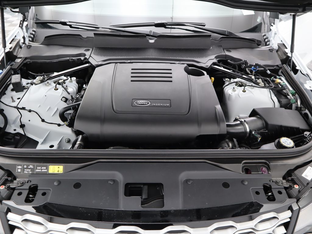 2025 Land Rover Discovery S photo 28