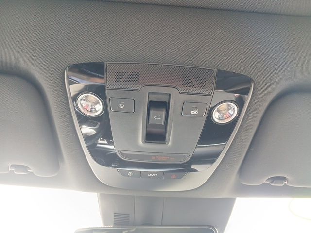 2022 Kia K5 GT photo 19