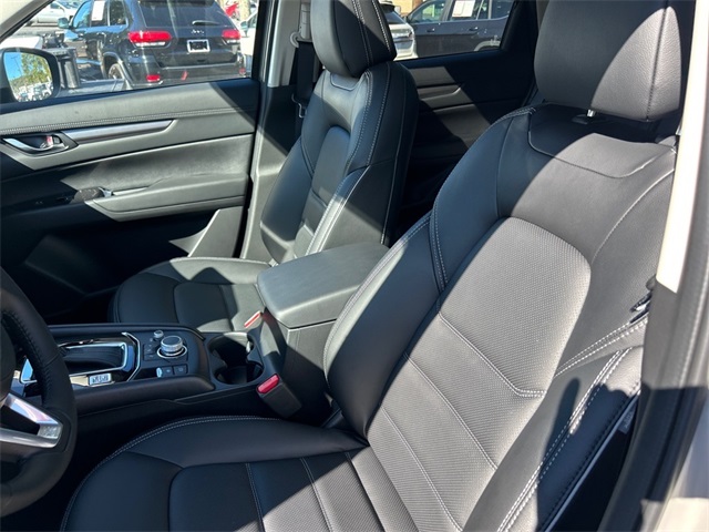2025 Mazda CX-5 2.5 S Preferred photo 3