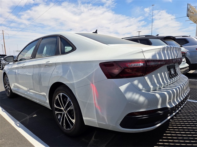 2025 Volkswagen Jetta 1.5T Sport photo 2