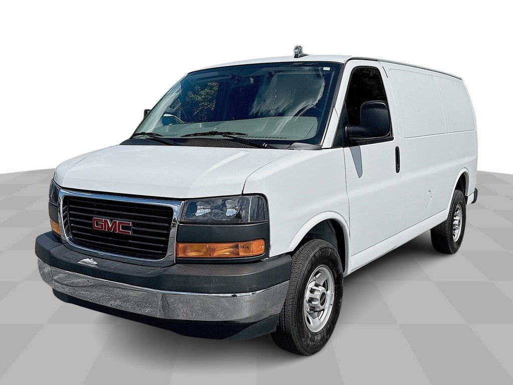 2023 GMC Savana Cargo Work Van's photo