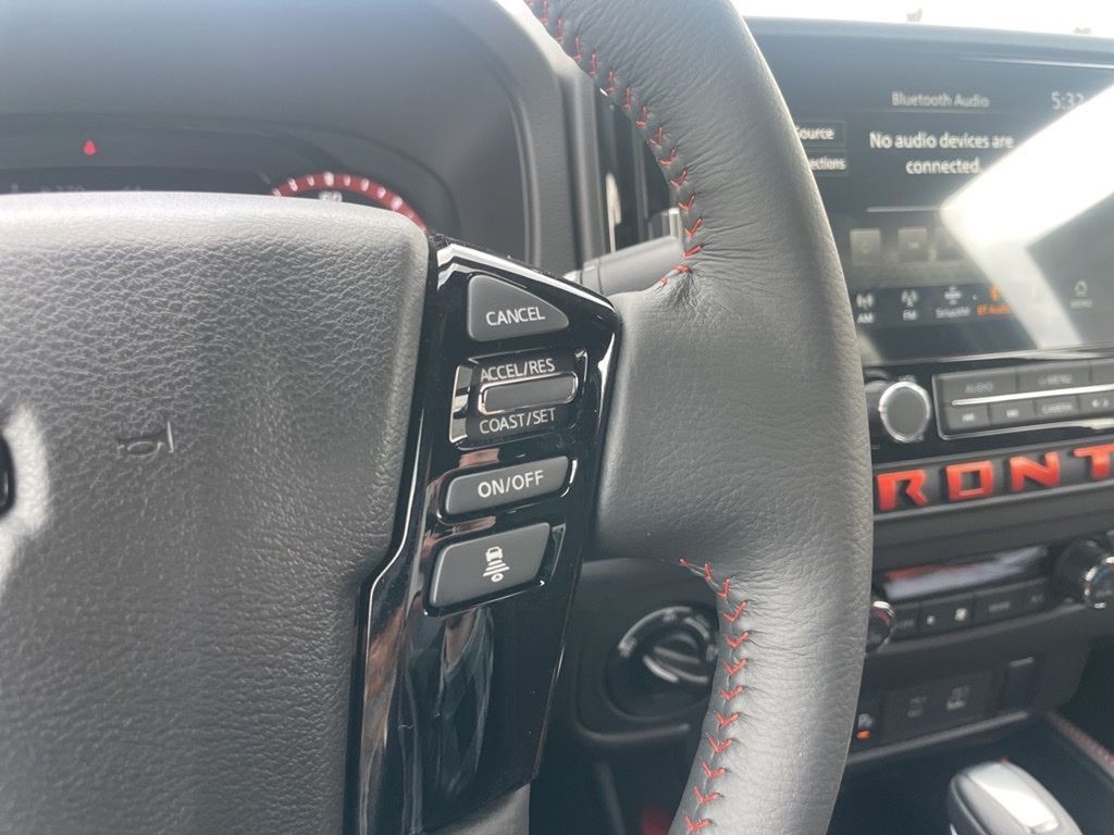 2025 Nissan Frontier PRO-4X photo 25