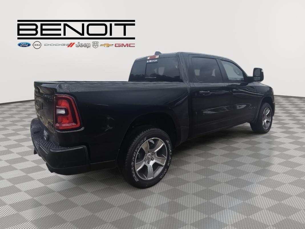 2025 Ram 1500 Tradesman photo 2