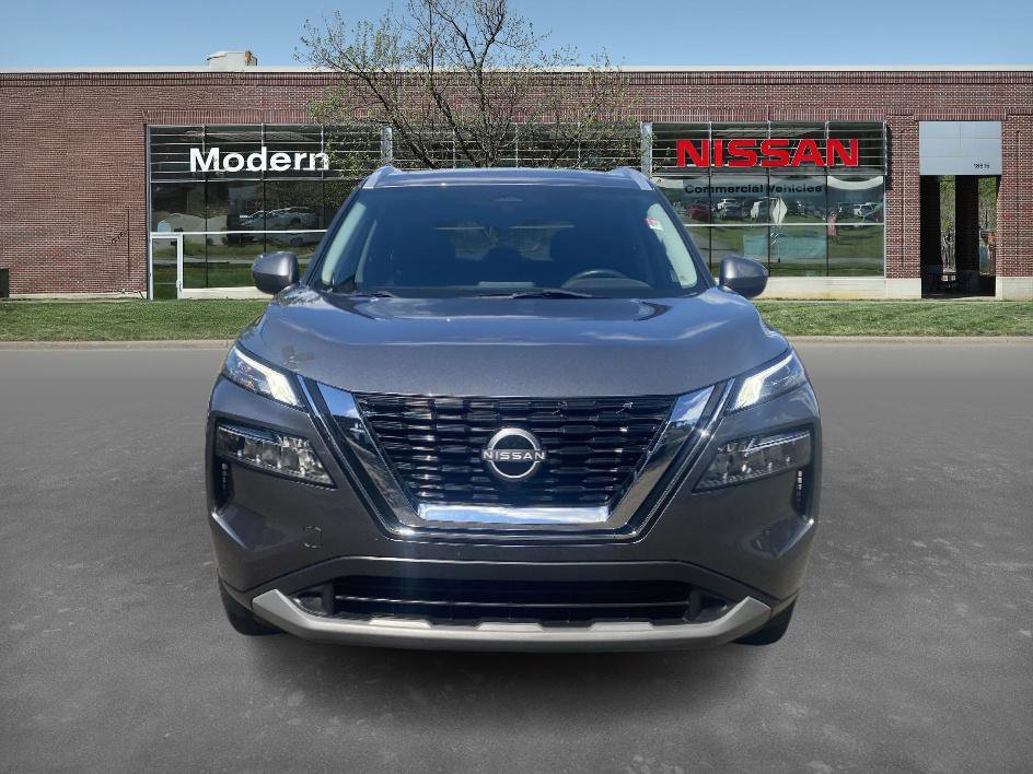 2023 Nissan Rogue SV photo 6