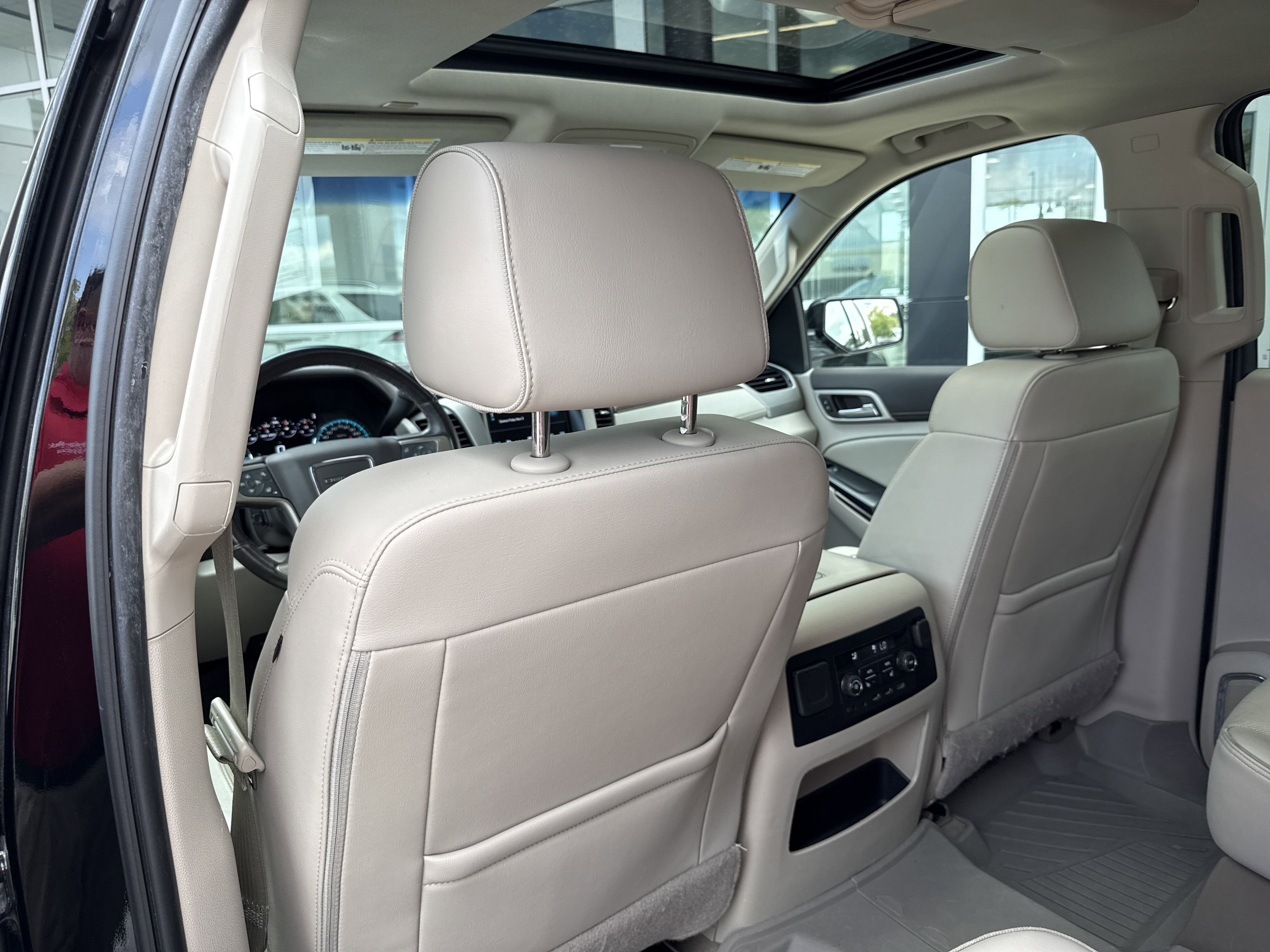 2019 Gmc Yukon XL Denali photo 3