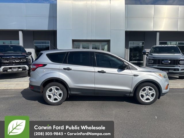 2017 Ford Escape S photo 5