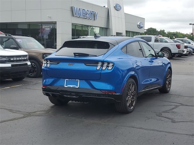 2025 Ford Mustang Mach-E GT photo 7
