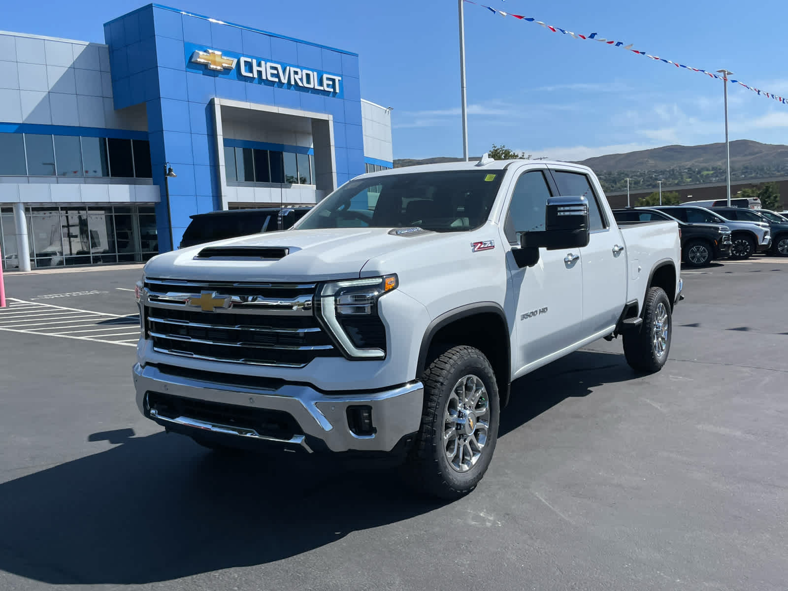 2026 Chevrolet Silverado 3500HD LTZ photo 2