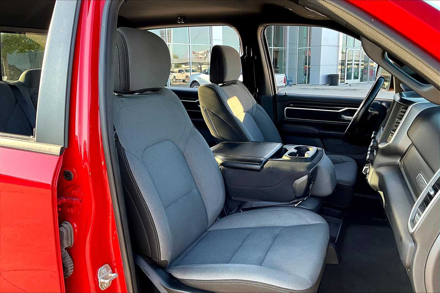 2023 Ram 1500 Big Horn photo 8