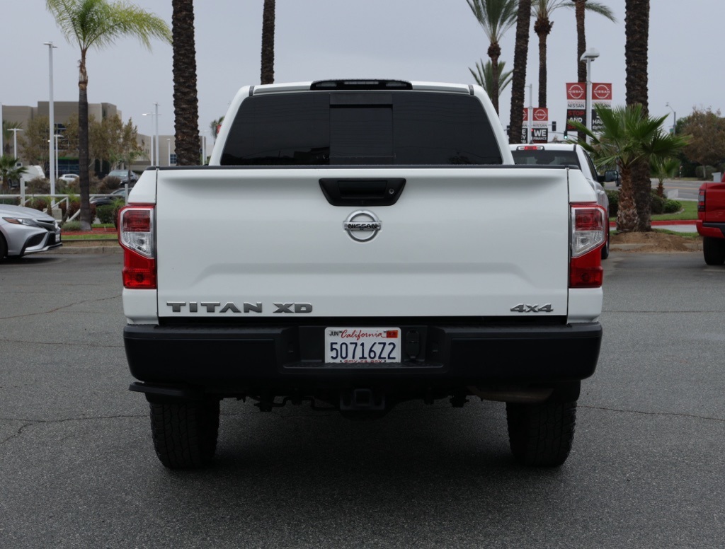 2019 Nissan Titan S photo 4