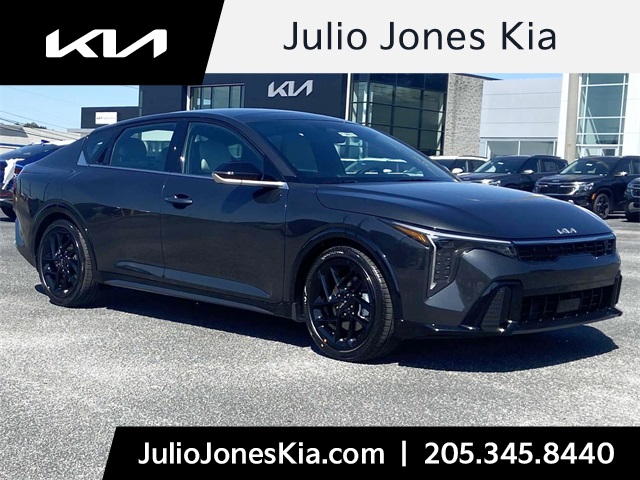 2025 Kia K4 GT-Line Turbo's photo