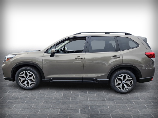 2021 Subaru Forester Premium photo 4