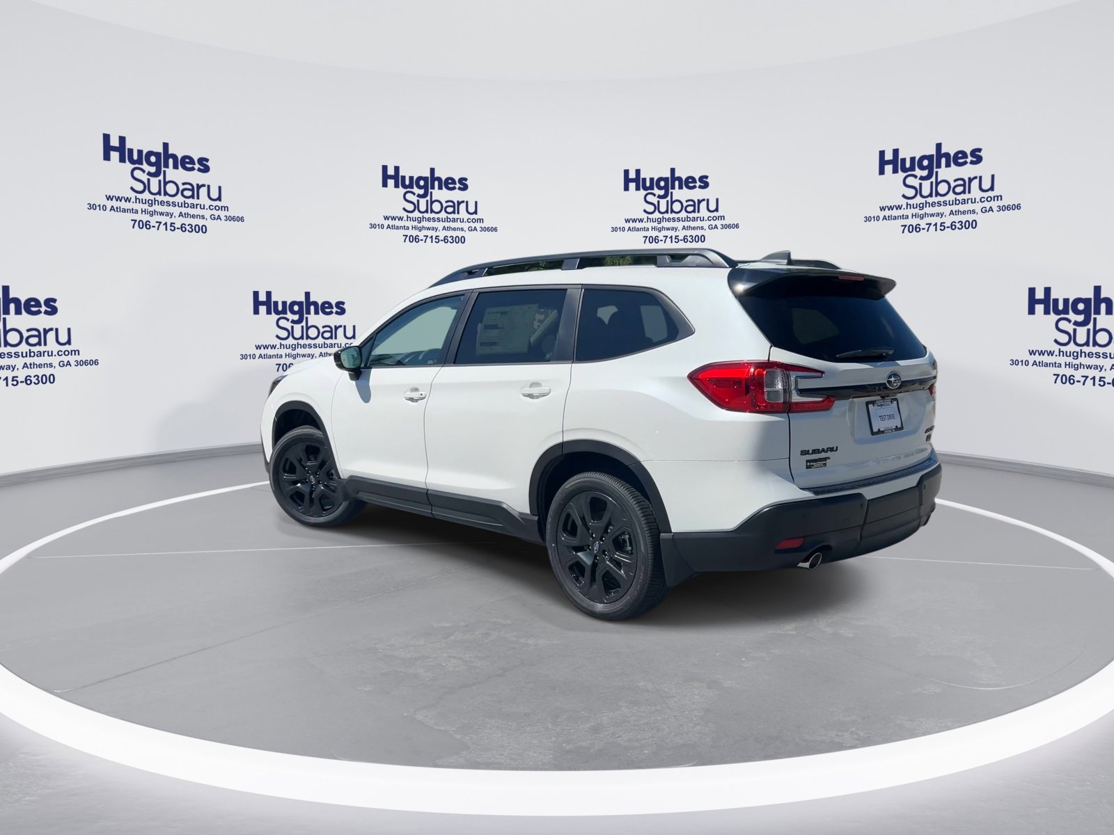 2025 Subaru Ascent Onyx Edition Touring photo 5