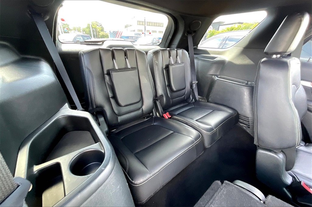 2019 Ford Explorer Limited photo 26