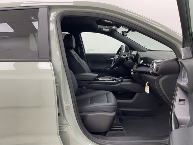 2026 Chevrolet Equinox LT photo 13
