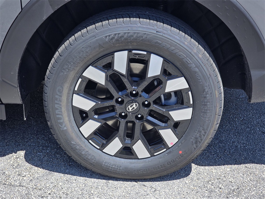 2026 Hyundai Santa Cruz SE photo 4