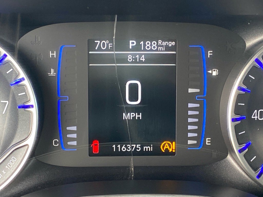 2021 Chrysler Voyager LXi photo 19