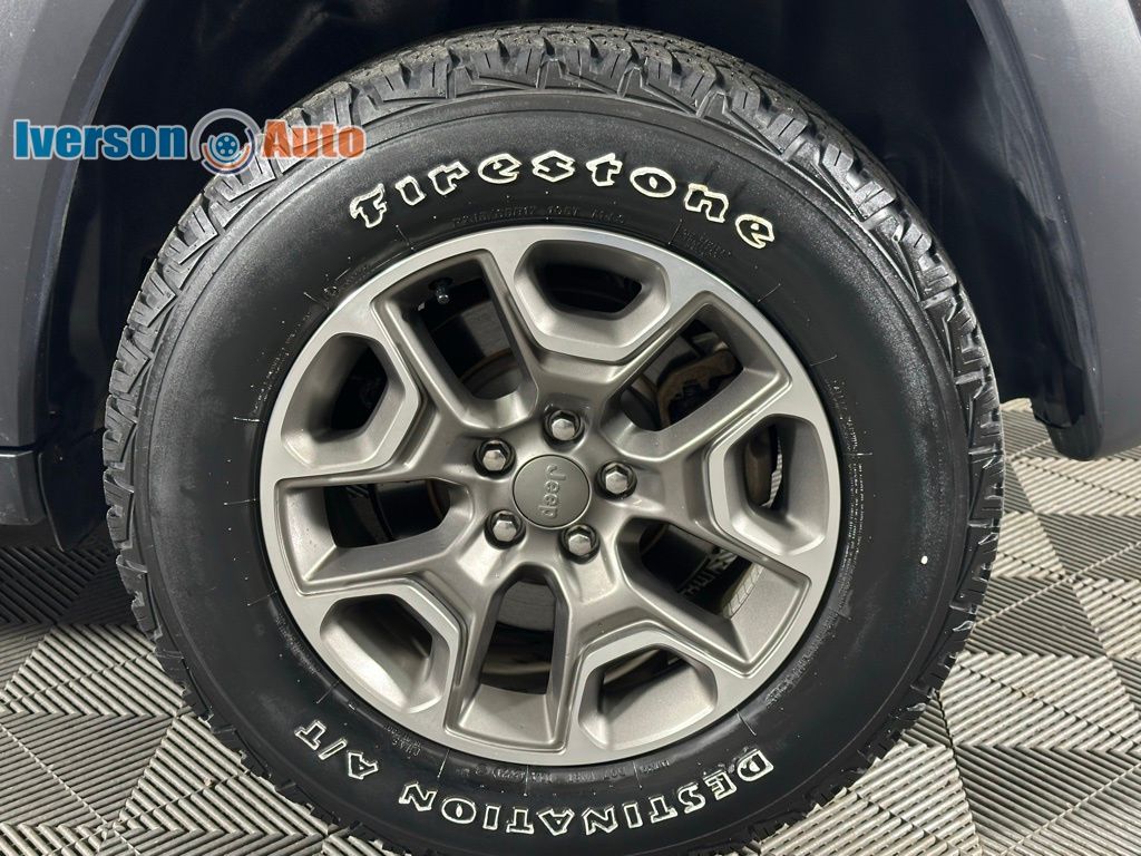 2022 Jeep Cherokee Trailhawk photo 4