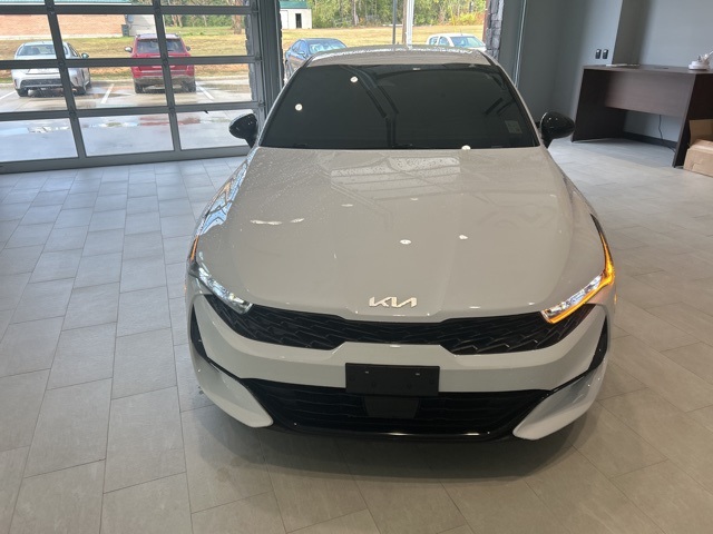 2024 Kia K5 GT-Line photo 2