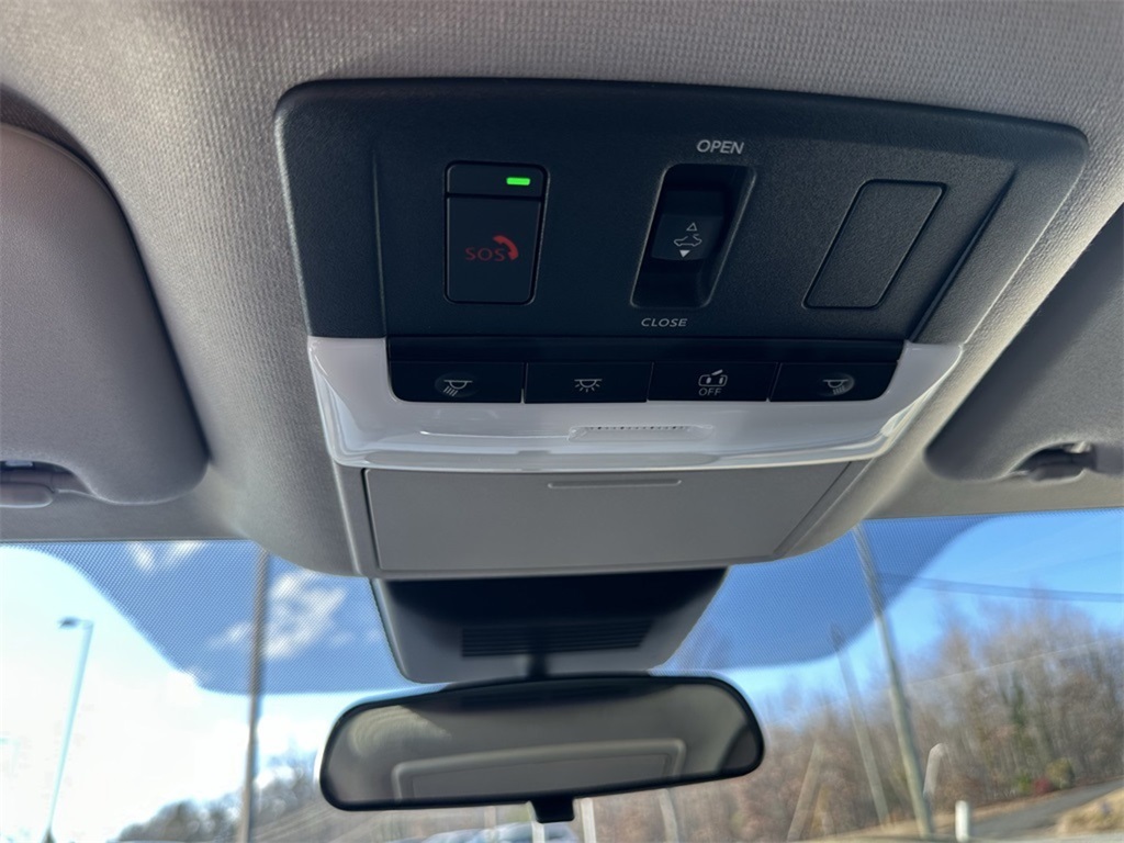 2025 Nissan Sentra SR photo 31